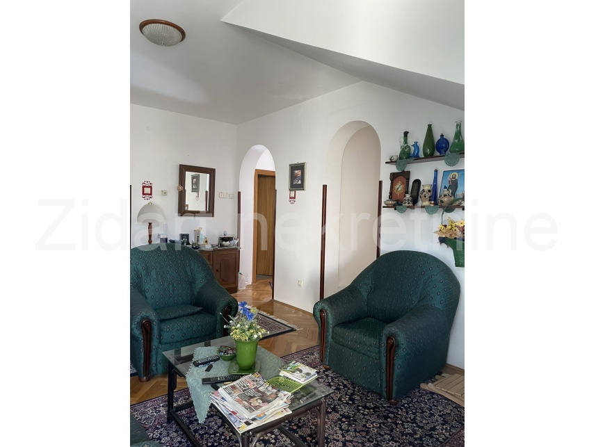 Квартира, 645 м², 100 000$ — FAKTOR